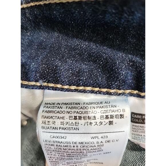 Levis 526 Jeans Slender Boot Cut Women's 32" X 32" Blue Dark Wash Denim - Picture 5 of 6